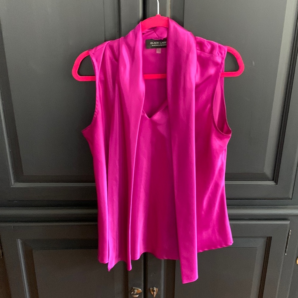 Light purple blouse goes with everything Size Large